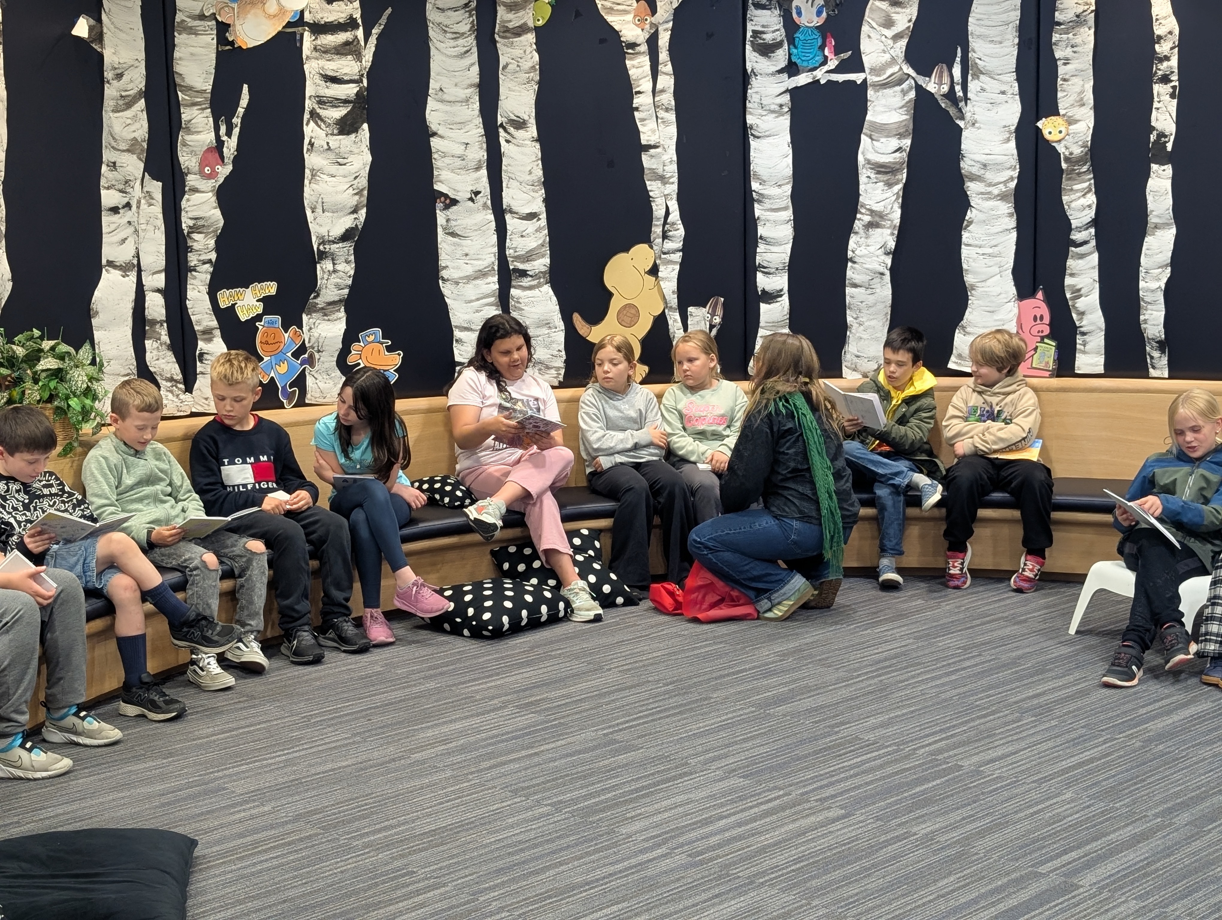 Kids reading 2